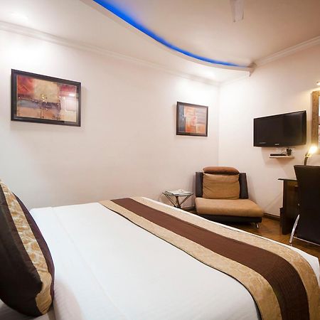 Hotel Le Cadre New Delhi Exterior photo