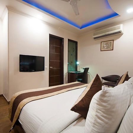 Hotel Le Cadre New Delhi Exterior photo