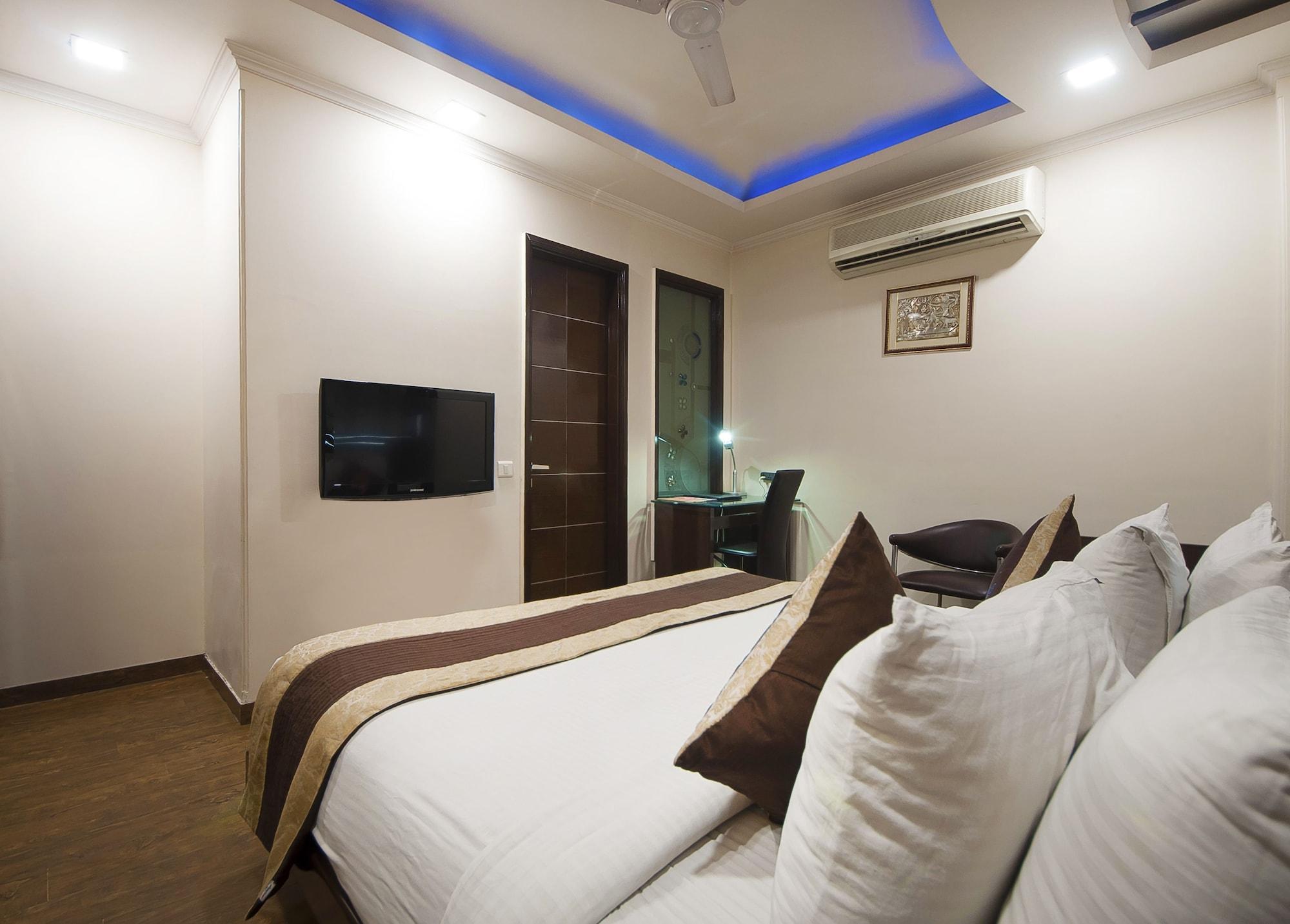 Hotel Le Cadre New Delhi Exterior photo