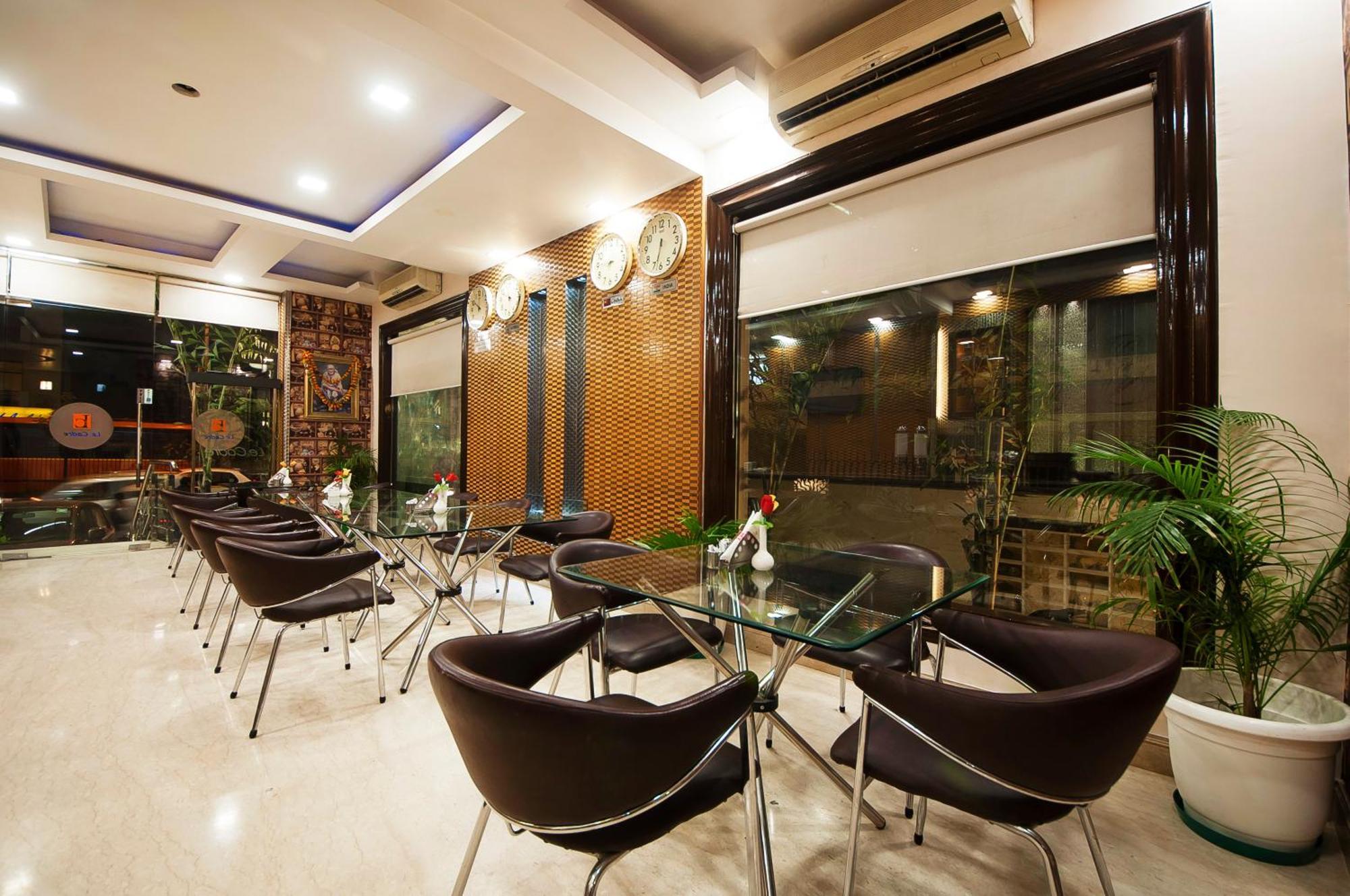 Hotel Le Cadre New Delhi Exterior photo