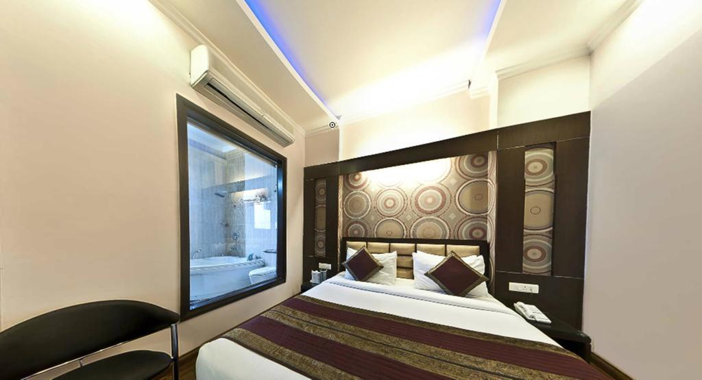 Hotel Le Cadre New Delhi Exterior photo