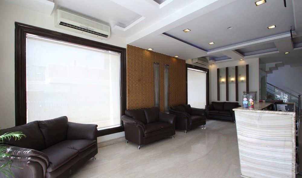Hotel Le Cadre New Delhi Exterior photo