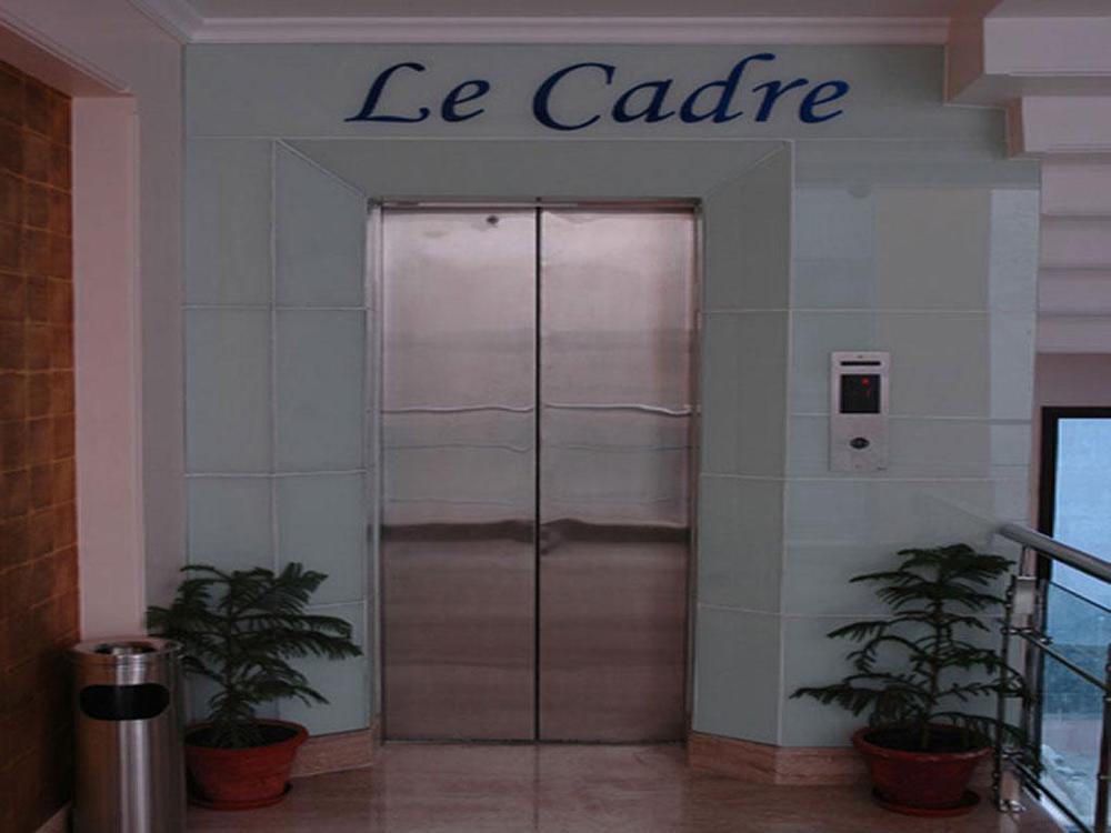 Hotel Le Cadre New Delhi Exterior photo